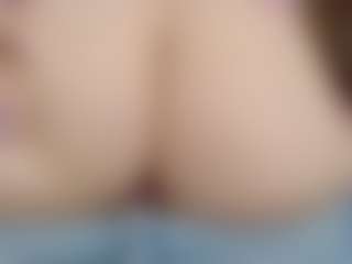 Live cam show with NaughtyBlooms - Squirt on CSO-WL