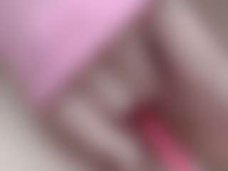 NaughtyBlooms's Live Sex Cam Show