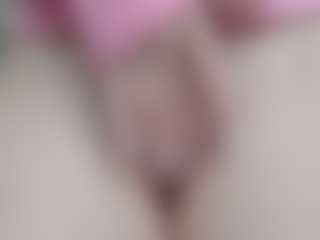 NaughtyBlooms's Live Sex Cam Show