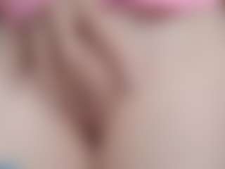 NaughtyBlooms's Live Sex Cam Show