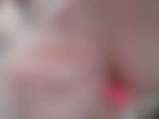 NaughtyBlooms's Live Sex Cam Show