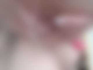 NaughtyBlooms's Live Sex Cam Show