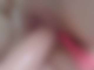 NaughtyBlooms's Live Sex Cam Show
