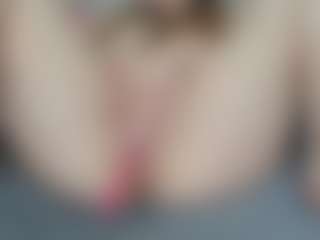 NaughtyBlooms's Live Sex Cam Show