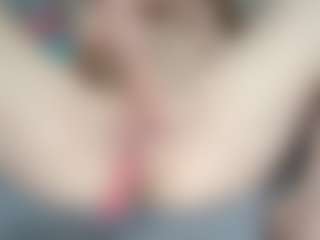 NaughtyBlooms's Live Sex Cam Show