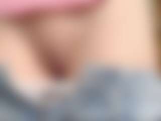 Live cam show with NaughtyBlooms - Toys on Streamer API