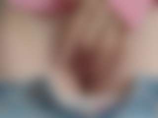 NaughtyBlooms's Live Sex Cam Show