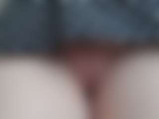 NaughtyBlooms's Live Sex Cam Show