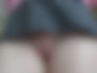 NaughtyBlooms's Live Sex Cam Show