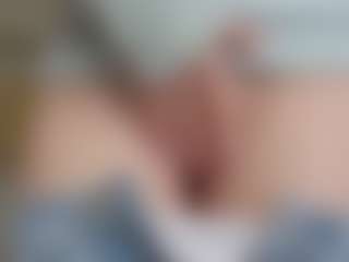 Live cam show with NaughtyBlooms - Blowjob on liverealitysex.com