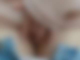 Live cam show with NaughtyBlooms - Ass Bouncing on crypto-cams