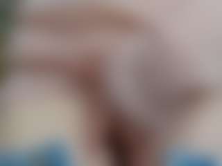 NaughtyBlooms's Live Sex Cam Show