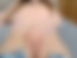 Live cam show with NaughtyBlooms - Hairy Pussy Toys on Latina Girls