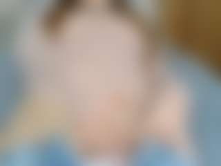 Live cam show with NaughtyBlooms - Blonde Hair Shaved Pussy on Latina Girls