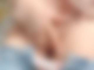 Live cam show with NaughtyBlooms - Blonde Hair Small Tits on Gym Cam Girls