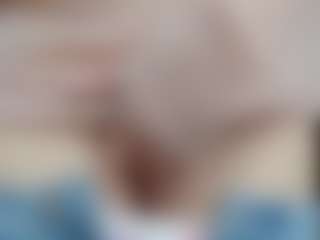 Live cam show with NaughtyBlooms - HD on CamwithHer