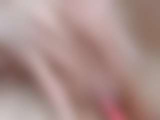 NaughtyBlooms's Live Sex Cam Show