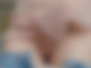 NaughtyBlooms's Live Sex Cam Show