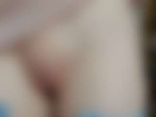 Live cam show with NaughtyBlooms - Facial Piercings on Livezox