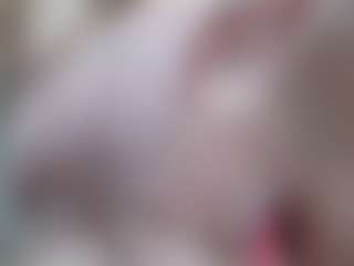 NaughtyBlooms's Live Sex Cam Show