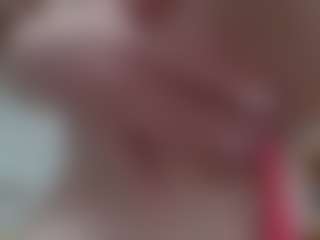 Live cam show with NaughtyBlooms - Toys on TastyBlacksLive