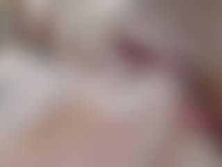 NaughtyBlooms's Live Sex Cam Show