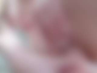 NaughtyBlooms's Live Sex Cam Show