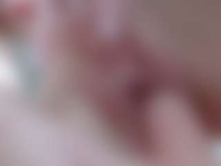 NaughtyBlooms's Live Sex Cam Show