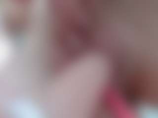 NaughtyBlooms's Live Sex Cam Show