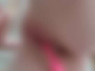 NaughtyBlooms's Live Sex Cam Show