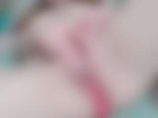 NaughtyBlooms's Live Sex Cam Show