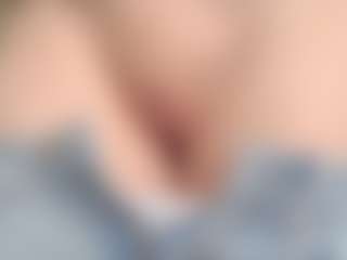 Live cam show with NaughtyBlooms - Hairy Pussy on fuck-show.com
