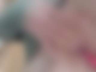 Live cam show with NaughtyBlooms - Normal on Chatstar