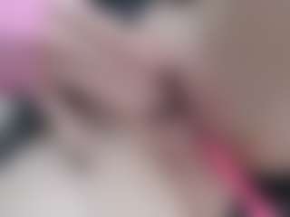 NaughtyBlooms's Live Sex Cam Show