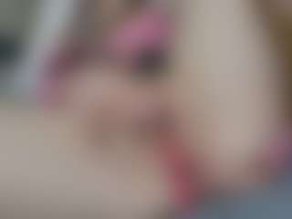 NaughtyBlooms's Live Sex Cam Show