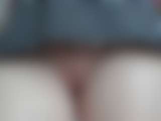 NaughtyBlooms's Live Sex Cam Show