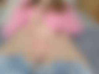 NaughtyBlooms's Live Sex Cam Show