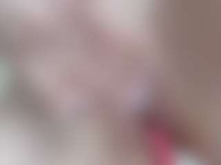 NaughtyBlooms's Live Sex Cam Show