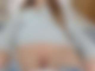 NaughtyBlooms's Live Sex Cam Show