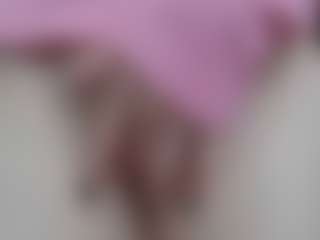 NaughtyBlooms's Live Sex Cam Show