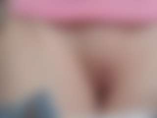 NaughtyBlooms's Live Sex Cam Show