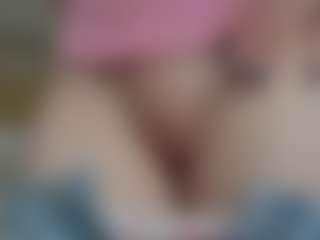 NaughtyBlooms's Live Sex Cam Show