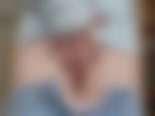 NaughtyBlooms's Live Sex Cam Show