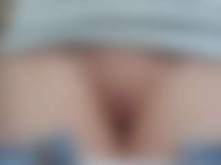 NaughtyBlooms's Live Sex Cam Show