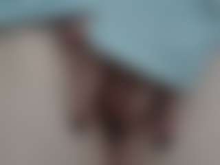 NaughtyBlooms's Live Sex Cam Show