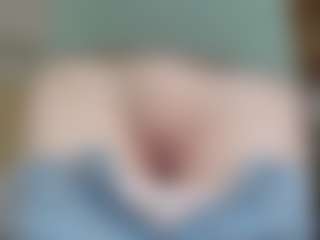 NaughtyBlooms's Live Sex Cam Show