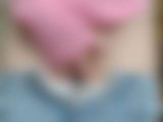 NaughtyBlooms's Live Sex Cam Show