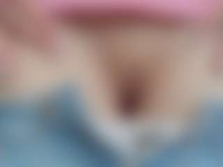NaughtyBlooms's Live Sex Cam Show