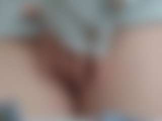NaughtyBlooms's Live Sex Cam Show