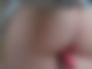 NaughtyBlooms's Live Sex Cam Show